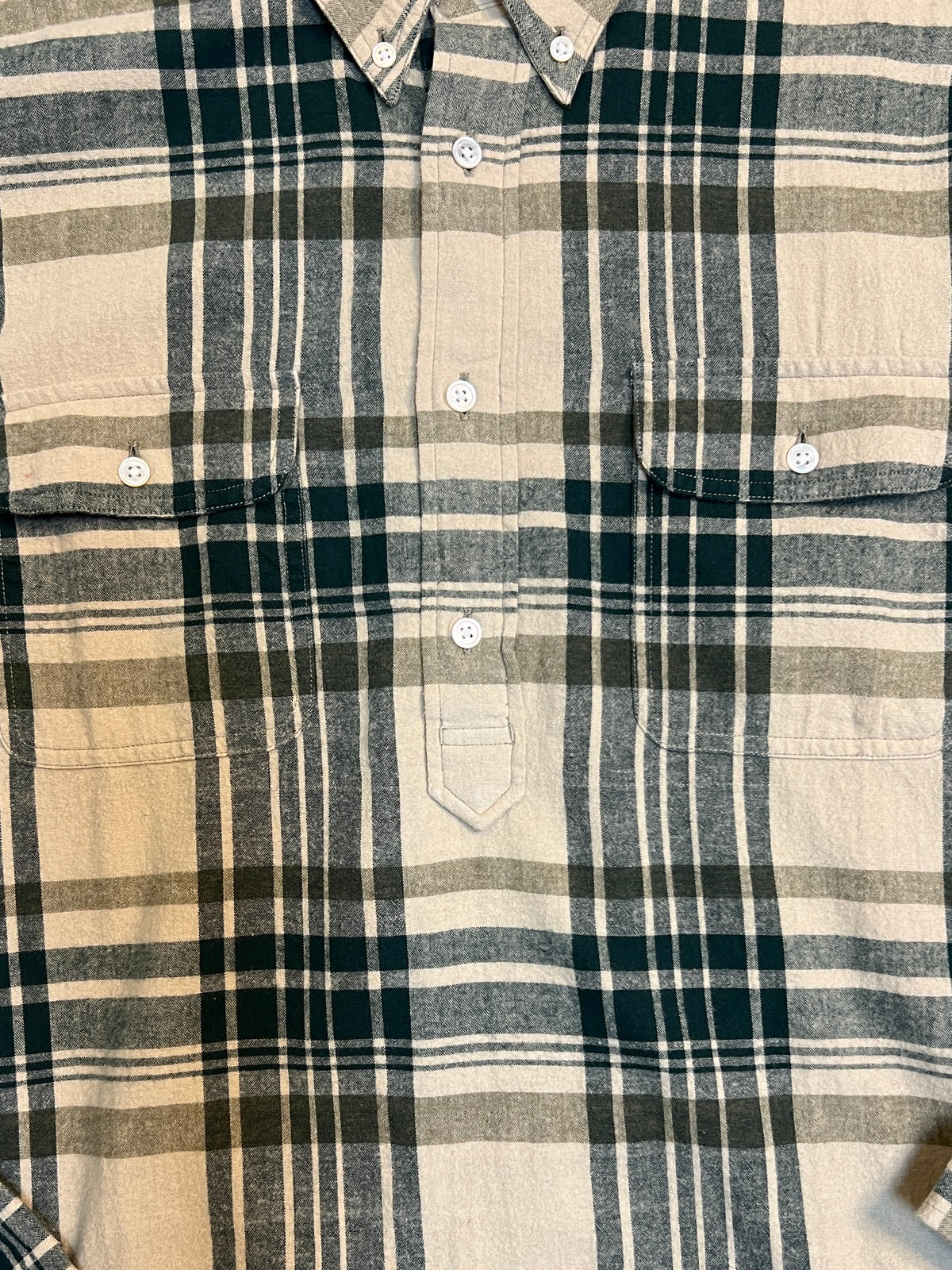 POPOVER BUTTON DOWN COLLAR SHIRT - L.E. & Chalk