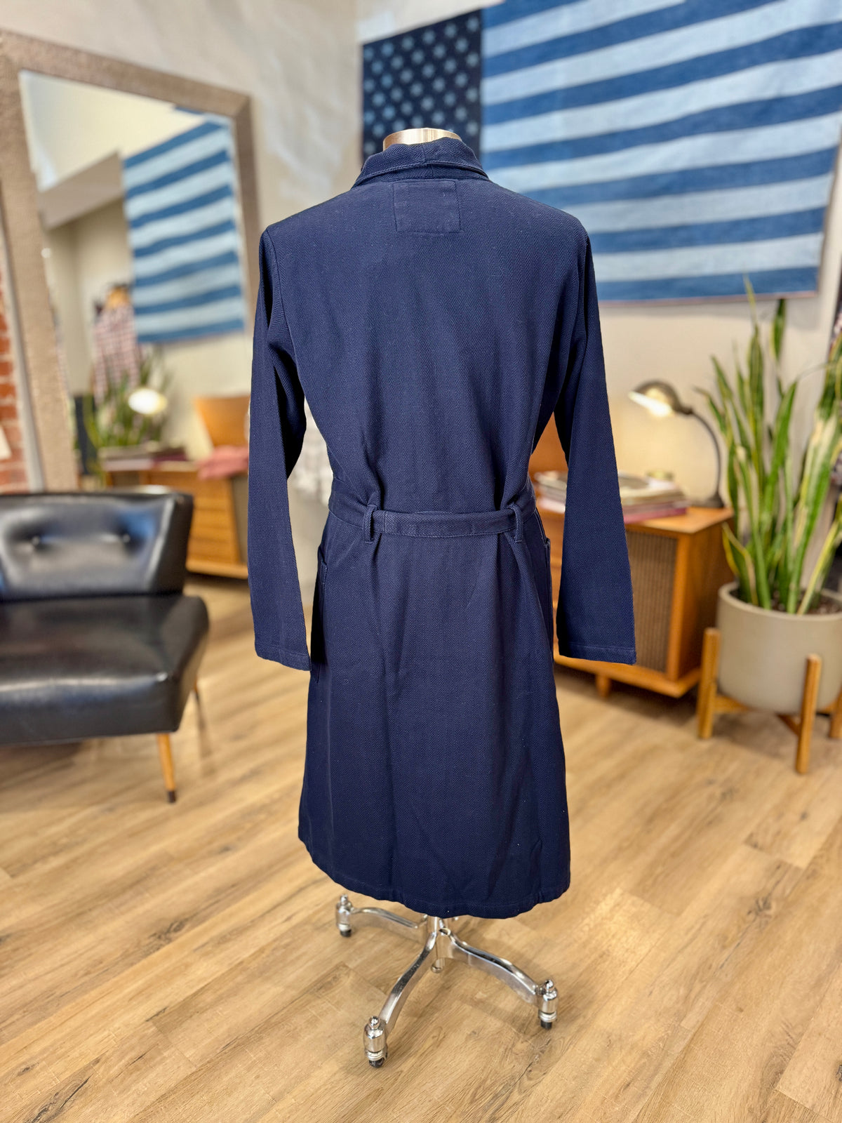 HERRINGBONE ROBE - L.E. & Chalk