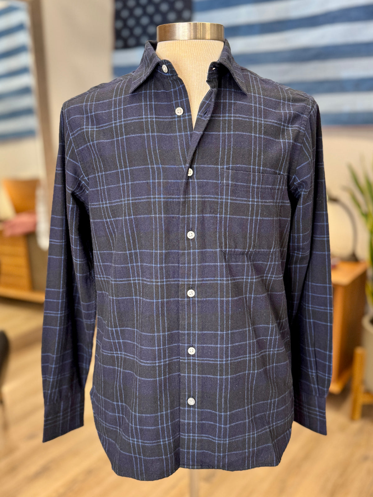 CLASSIC BUTTON DOWN LS - L.E. & Chalk