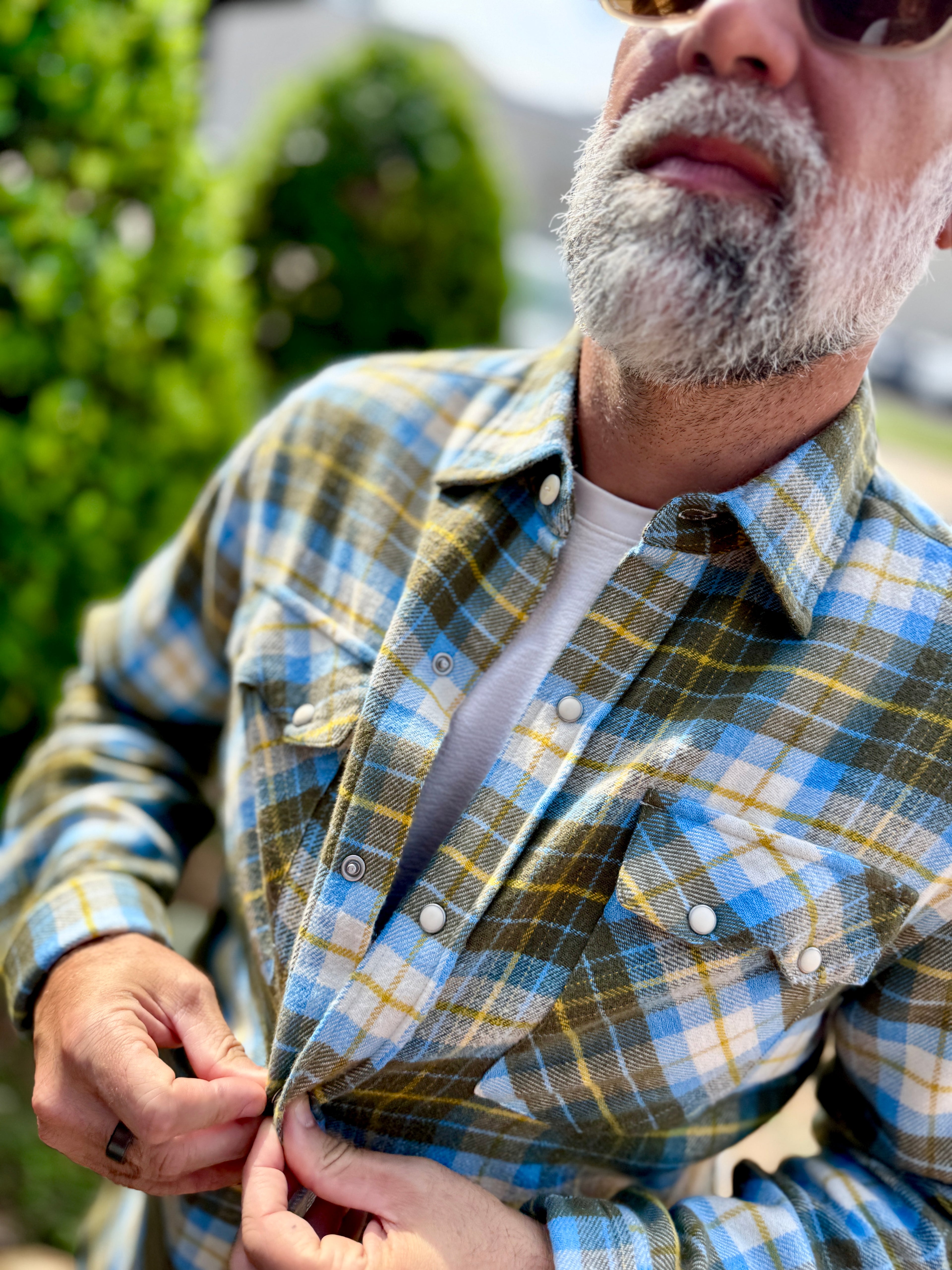 WASHED FLANNEL PEARLSNAP SHIRT