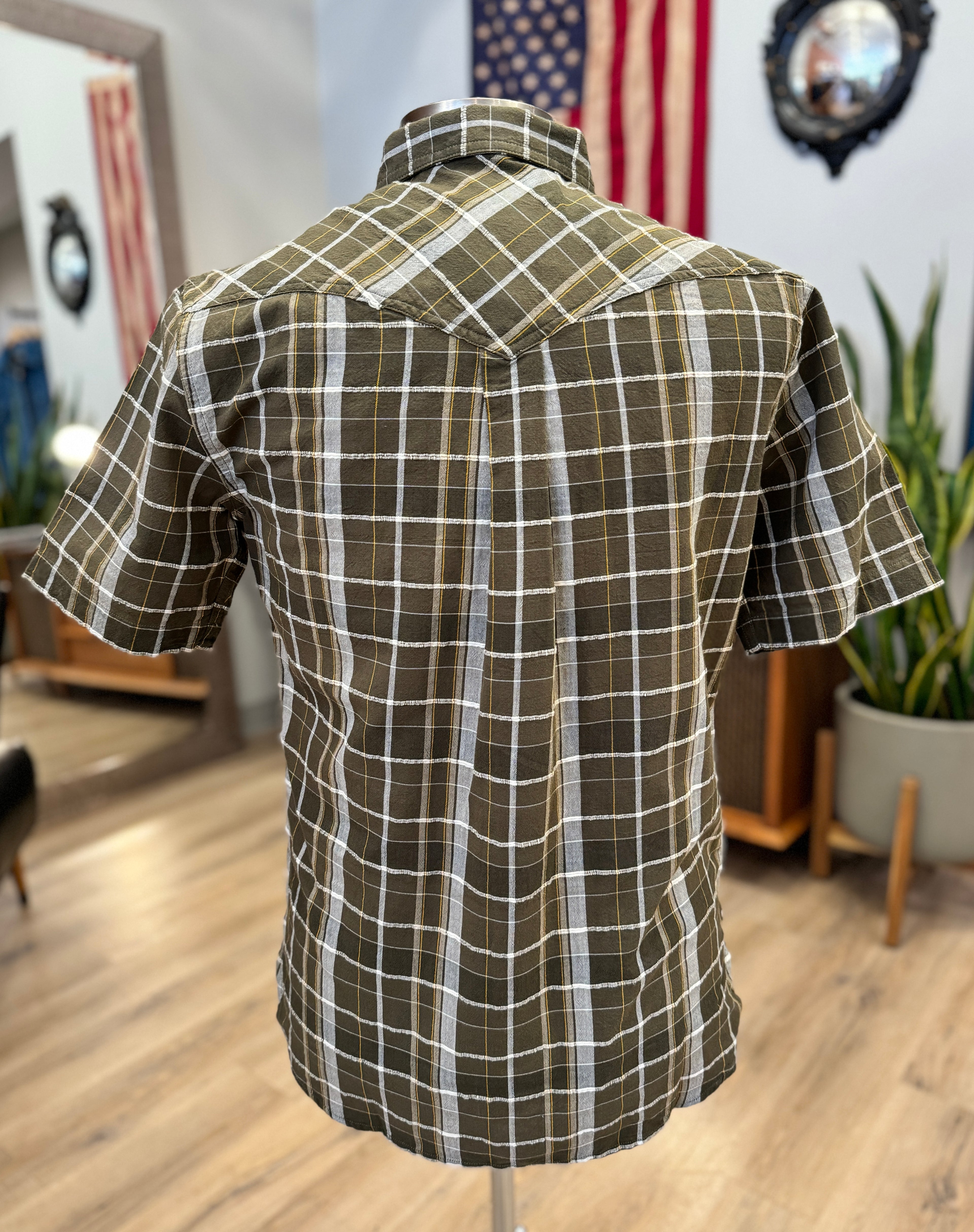 WESTERN STRAIGHT COLLAR SS SHIRT