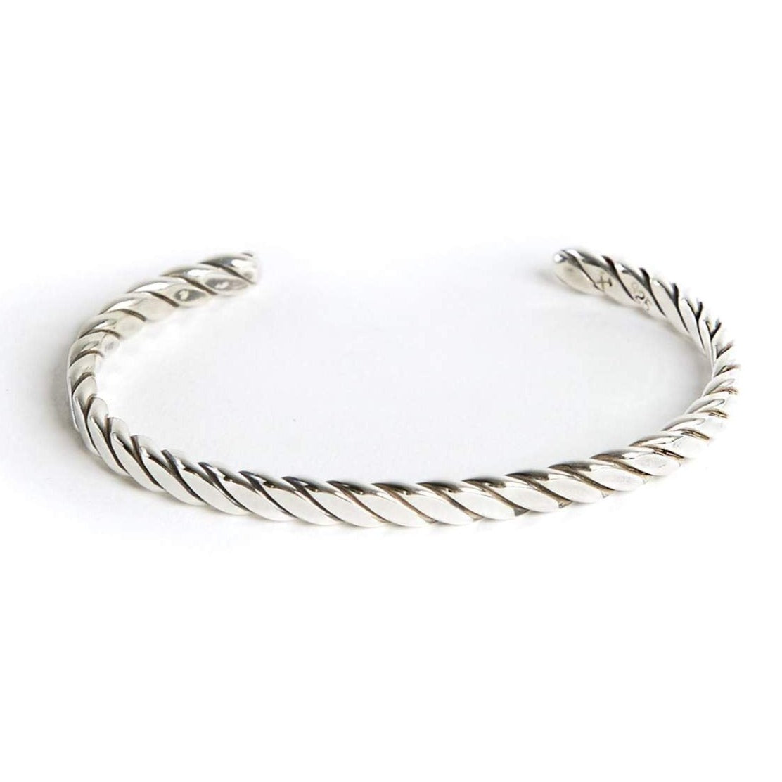 PLAIT CUFF - L.E. & Chalk