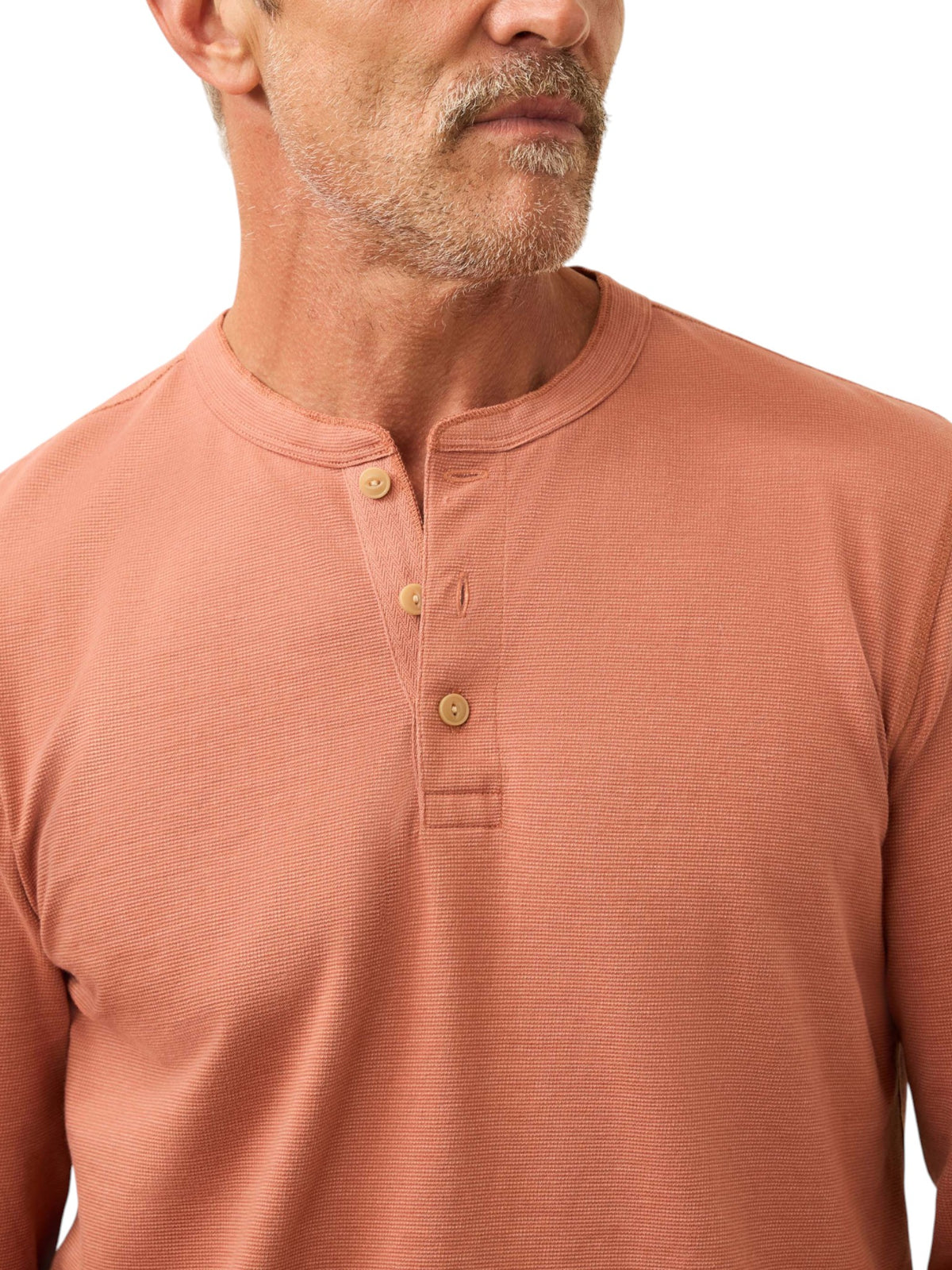 LONG SLEEVE WAFFLE HENLEY - L.E. &amp; Chalk