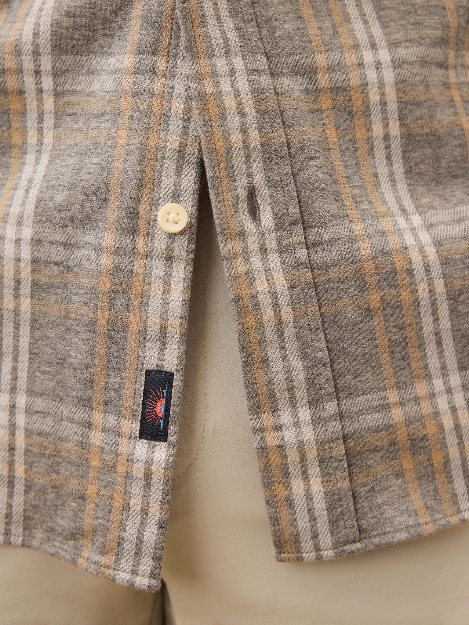 COASTLINE KNIT SHIRT