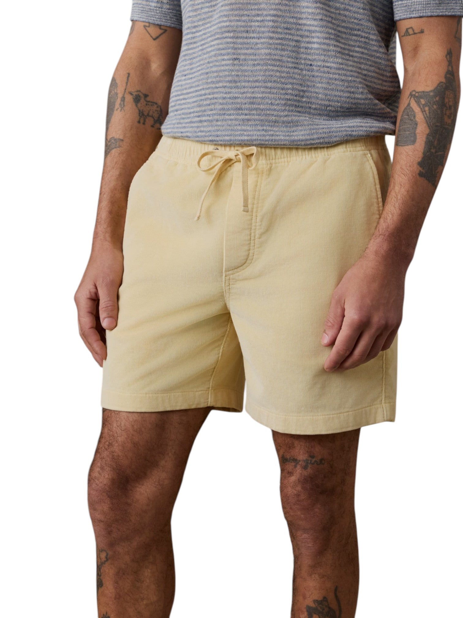ESSENTIAL CORDUROY SHORT