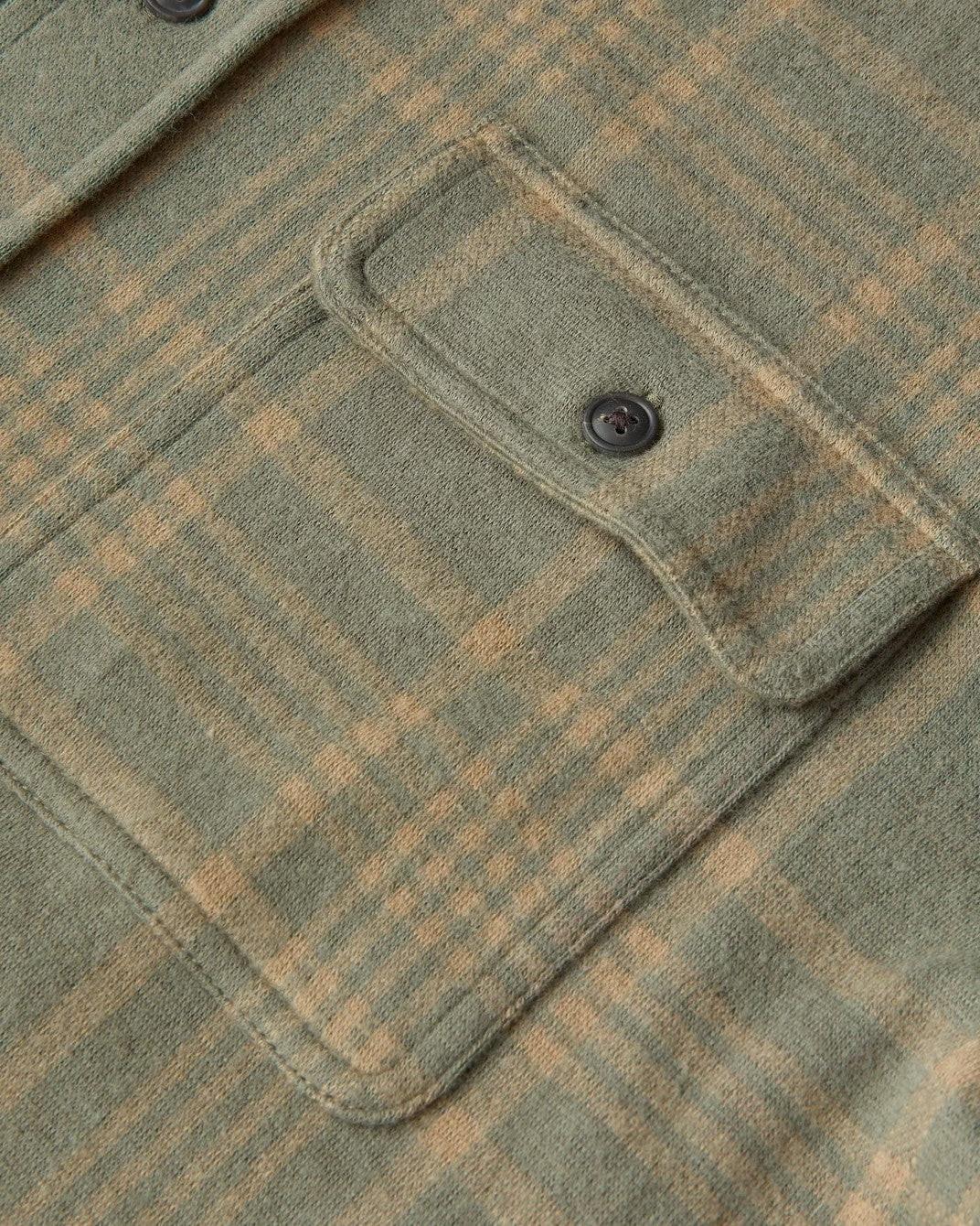 LEGEND SWEATER SHIRT