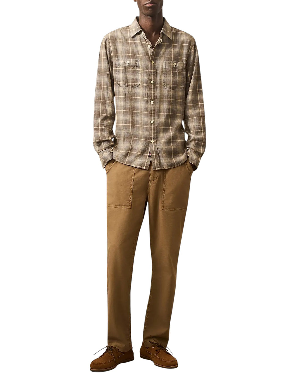 THE TRIED AND TRUE CHAMBRAY WORKSHIRT