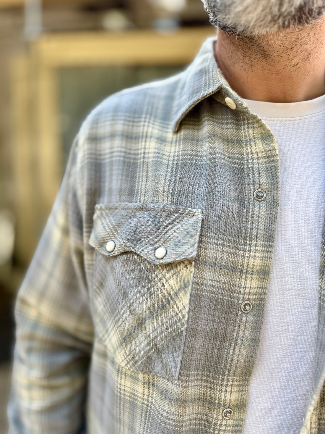 WASHED FLANNEL PEARLSNAP SHIRT