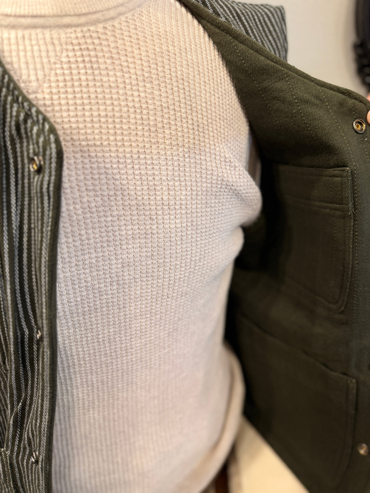 REVERSIBLE UTILITY VEST