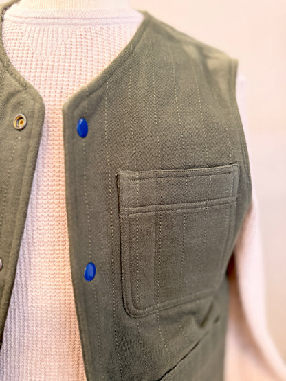 REVERSIBLE UTILITY VEST