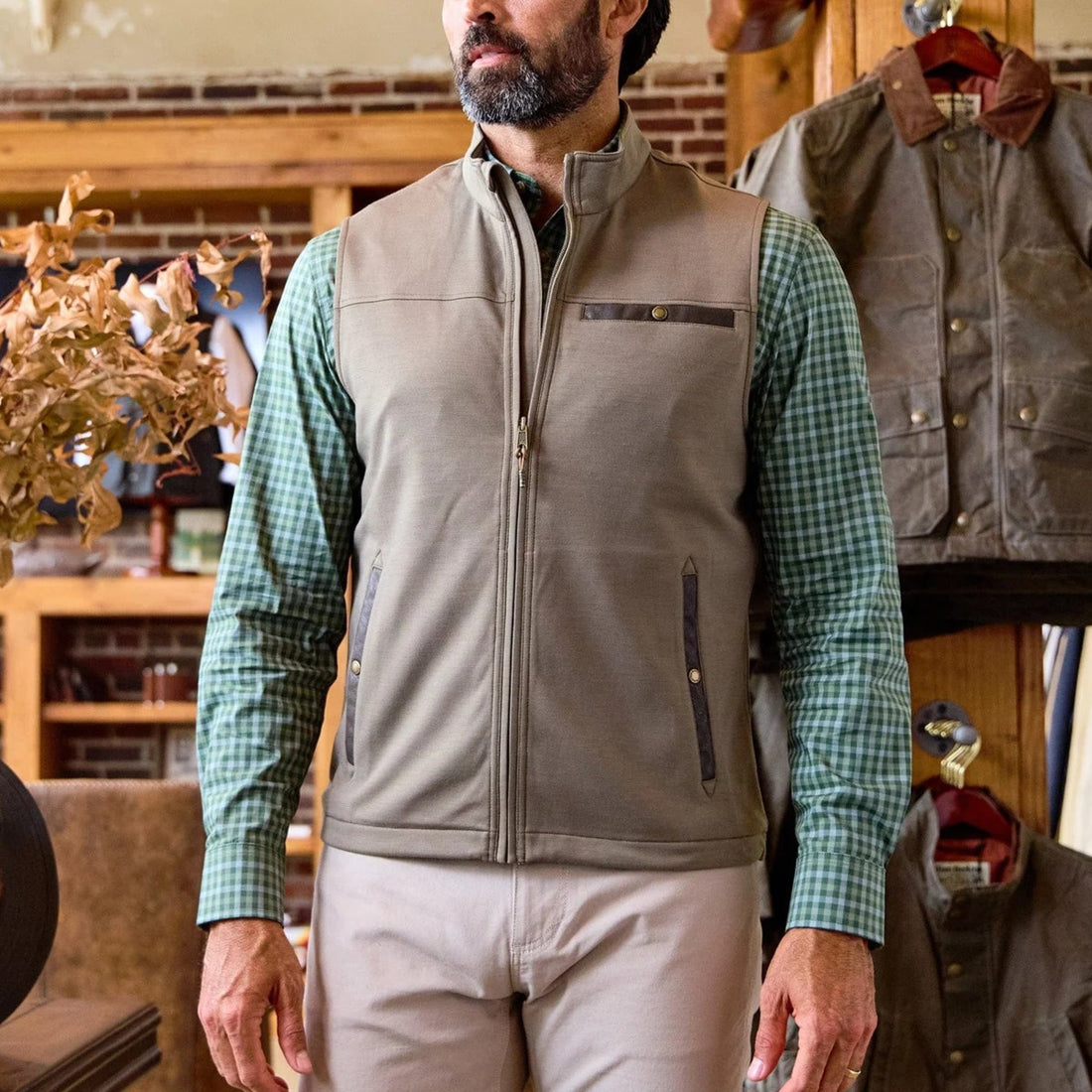 TUCKER FLEECE VEST