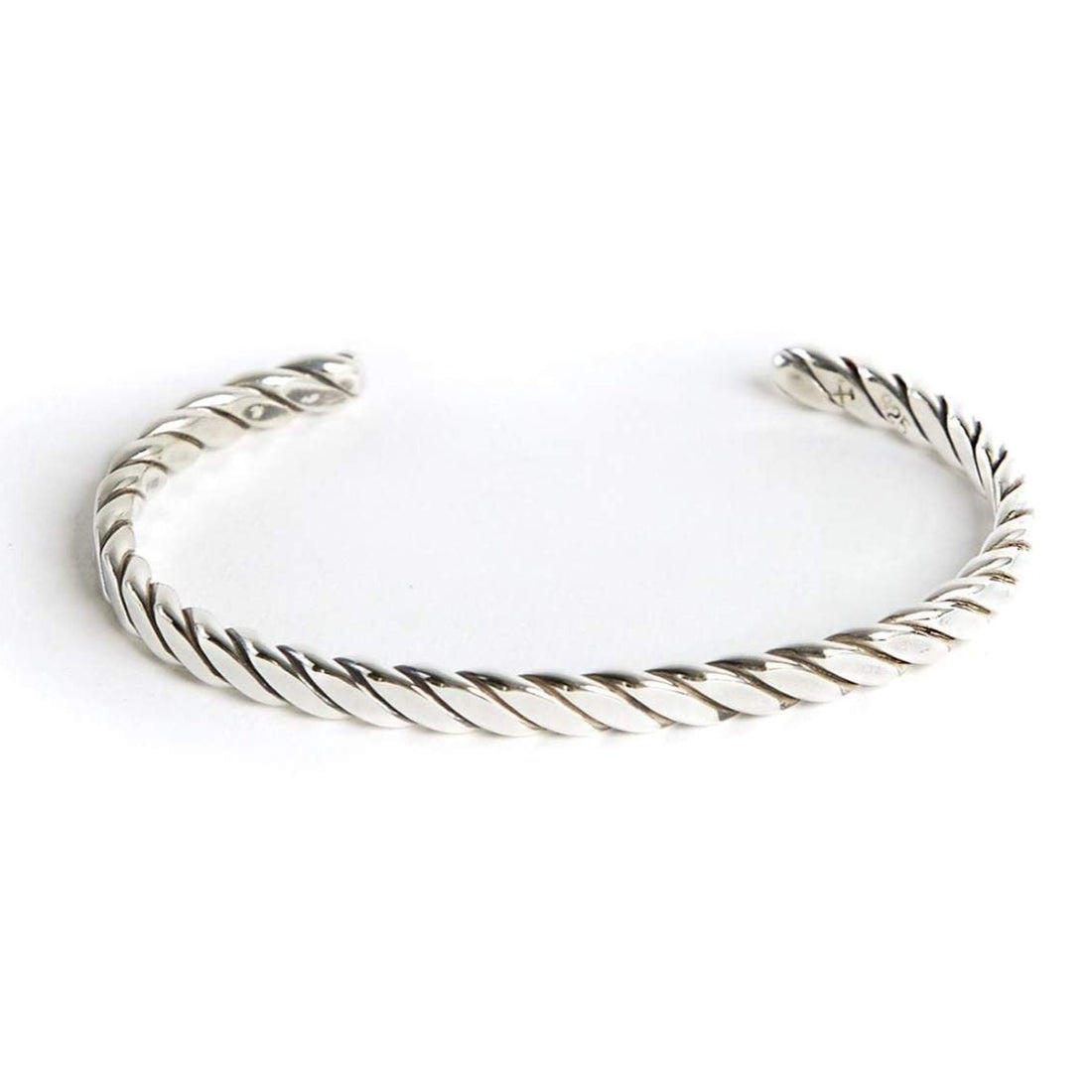 PLAIT CUFF - L.E. &amp; Chalk
